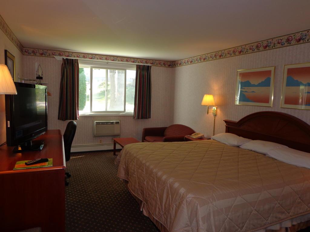 Inn Rodeway - I-84