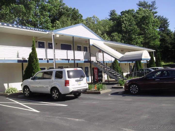 Inn Rodeway - I-84